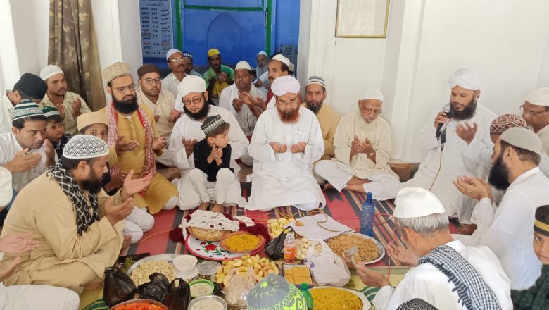 खलील गर्बी में अदब व एहतराम से मनाया अहमद तूर खां रहमतुल्लाह अलैह का सालाना उर्स