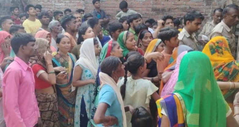 आर्थिक तंगी के चलते युवक ने फांसी लगाकर की आत्महत्या