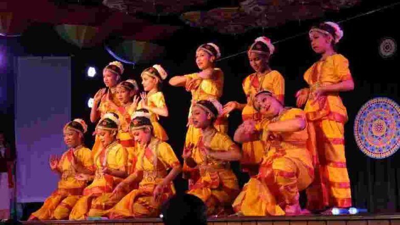 शारदा पब्लिक स्कूल का द्वि-दिवसीय वार्षिकोत्सव: दूसरे दिन की रंगारंग प्रस्तुतियाँ