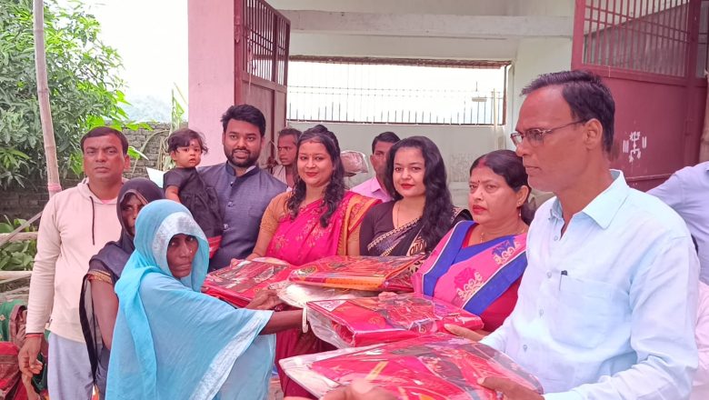 लोक आस्था का महापर्व छठ को लेकर गरीब परिवारों के बीच छठ कीट का किया वितरण