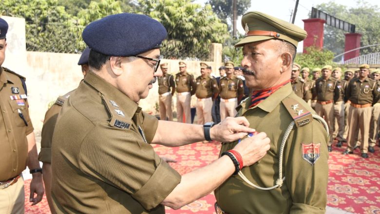 पुलिस लाइन बदायूँ में “पुलिस झंडा दिवस” का आयोजन किया गया।