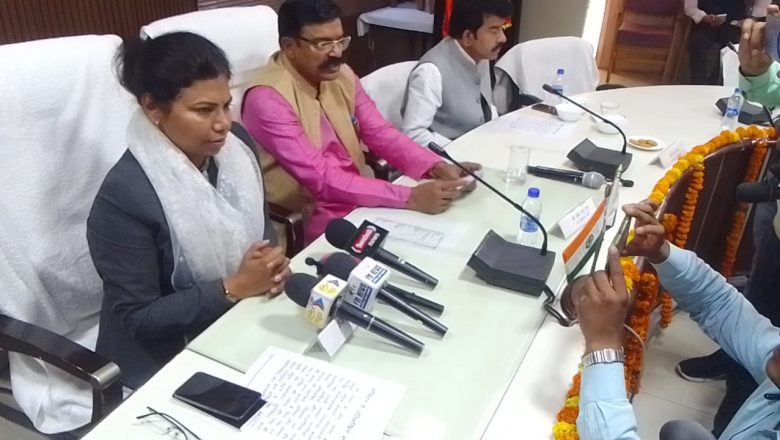 जनपद में गौरवपूर्ण ढंग से मनाया गया संविधान दिवस 