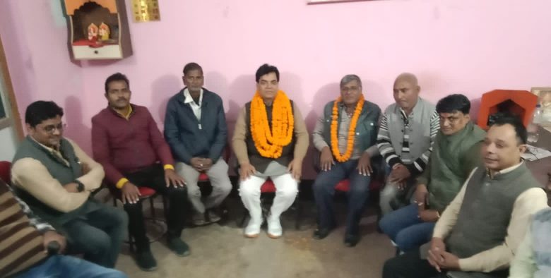 पत्रकार हितों के लिए हमेशा संघर्ष करता रहूंगा – वीर भद्र प्रताप सिंह 