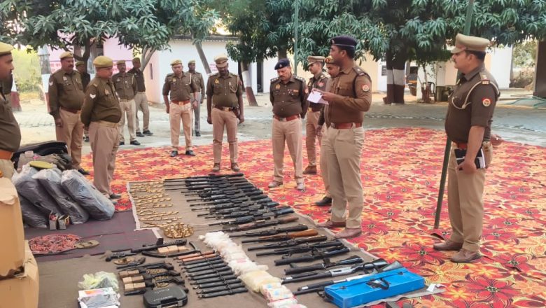 आजमगढ़।अपर पुलिस अधीक्षक ग्रामीण चिराग जैन द्वारा थाना कप्तानगंज का किया गया वार्षिक निरीक्षण 