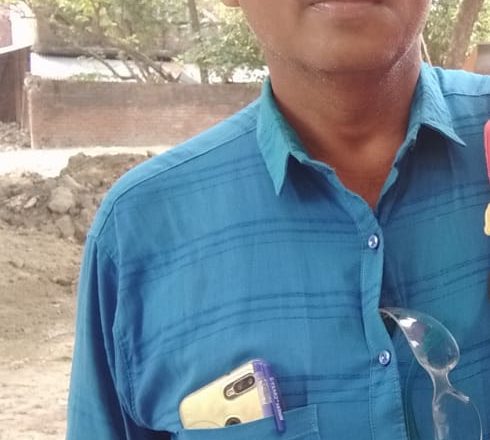 आजमगढ़। 21 दिन बीत जाने के बाद भी किसान सुनील राय हत्याकांड का नहीं हो सका खुलासा, मृतक के पुत्र ने एसपी को प्रार्थना पत्र देकर हत्यारों को जल्द गिरफ्तार करने की मांग किया।