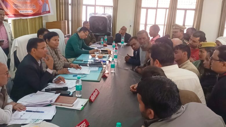 डीएम की अध्यक्षता में तहसील सहसवान में हुआ संपूर्ण समाधान दिवस का आयोजन