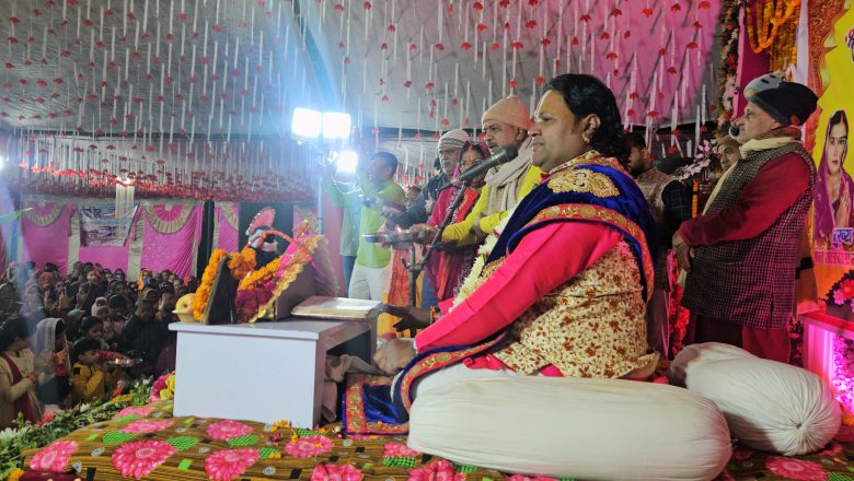 जौनपुर।सीता स्वयंवर की कथा व झांकी पर जमकर झूमे श्रोता।