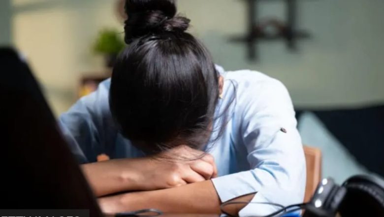 शाहजहांपुर।हाइवे निर्माण कंपनी के एम डी ने महिला कर्मी को रात बिताने का भेजा ऑफर भेजी पोर्न वीडियो मुकदमा दर्ज।