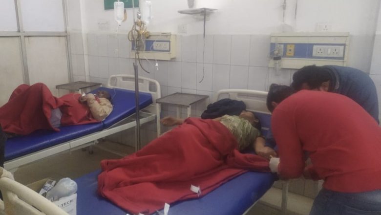 आजमगढ़ ।ऑटो रिक्शा व ट्रैक्टर ट्राली में टक्कर, 6 घायल, 2 की हालत गंभीर, रात में रिश्तेदार के निधन की सूचना पर ऑटो से जा रहे थे परिवार के लोग