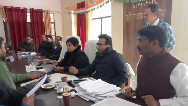 शाहजहाँपुर/सीडीओ की अध्यक्षता में आयोजित समाधान में आई 38 शिकायतें 7 का मौके पर हुआ निस्तारण