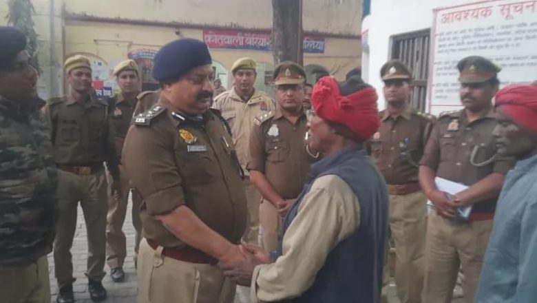 बलिया।बैरिया व दोकटी थाना क्षेत्र के उत्तर प्रदेश बिहार के सीमावर्ती क्षेत्र का भ्रमण कर डीआईजी ने परखी भौगोलिक स्थिति