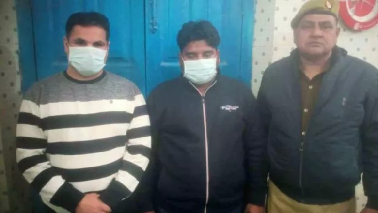 हापुड़ ।टोलकर्मी पर रिवाल्वर तानने वाले कार सवार दो युवकों पर पुलिस ने की कार्रवाई, भेजा जेल