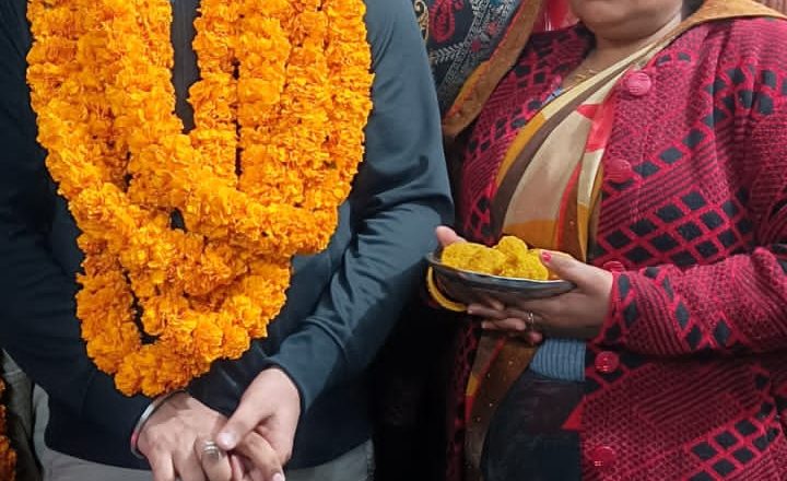 आजमगढ़।24 साल की उम्र में बना एमबीबीएस, परिजनों में उल्लास 