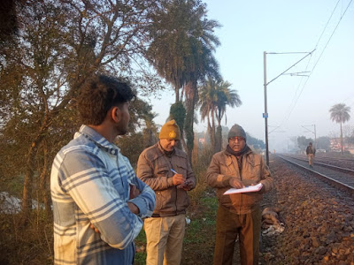 हापुड़।रेलवे ट्रैक पर युवक का शव क्षत-विक्षत मिला
