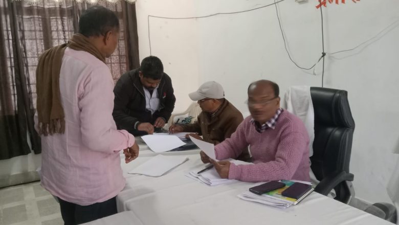 आजमगढ़।निजामाबाद में सम्पूर्ण समाधान दिवस पर उपजिलाधिकारी ने सुनी फरियाद