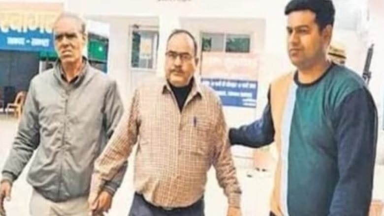 नहीं रुक रही यूपी में रिश्वतखोरी अब संभल में सहकारी समिति का सचिव 5 हजार लेते हुआ गिरफ्तार