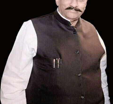 जौनपुर।महाकुंभ में 15000 से अधिक श्रद्धालुओं को शाहगंज विधायक ने कराया  स्नान।