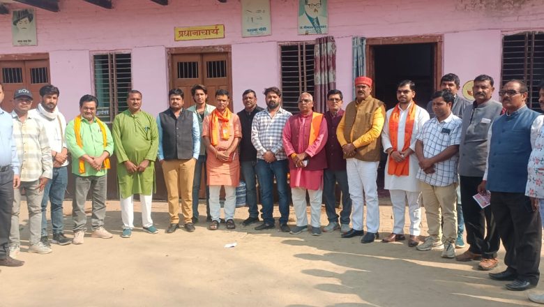 जौनपुर।सनातन का संविधान हर वर्ग को रोजगार प्रदान करता है कृष्णानंद पांडेय 