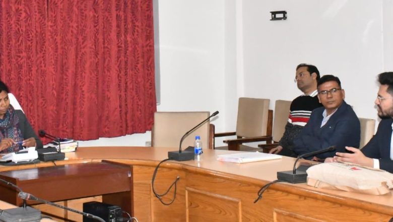 बदायूँ।डीएम की अध्यक्षता में हुई जिला उज्जवला योजना समिति की बैठक