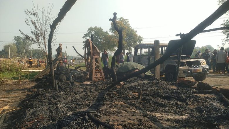 भदोही। भीषण आग से 15 लाख की गृहस्थी हुई राख