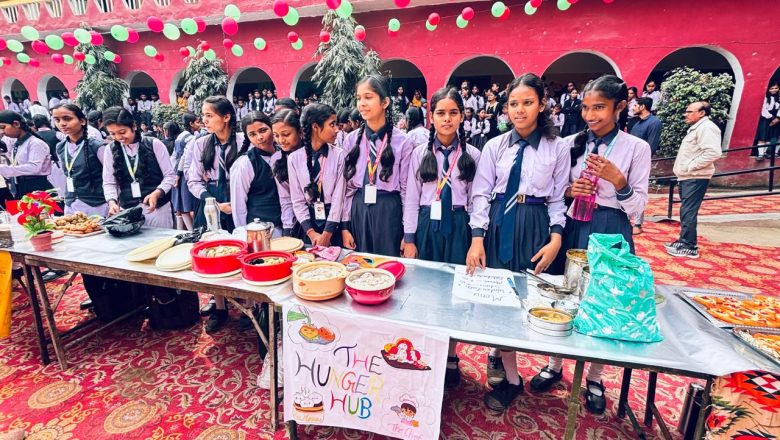 बलिया।राष्ट्रीय विज्ञान दिवस पर आर एन इंटरनेशनल स्कूल में लगी विज्ञान प्रदर्शनी, विद्यार्थियों ने बढ़-चढ़ कर लिया भाग।