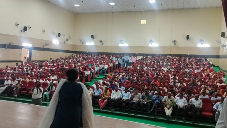 बदायूँ।फार्मर रजिस्ट्री होने पर ही मिलेगा कृषि की विभिन्न योजनाओं का लाभ