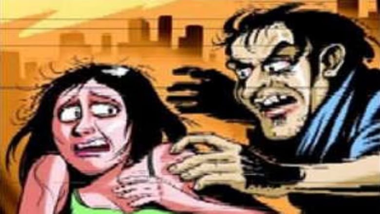 बदायूँ।दबंग युवक ने नाबालिग को जबरन झोपड़ी में ले जाकर किया दुष्कर्म शोर सुनकर भाई के आ जाने पर भाग गया।