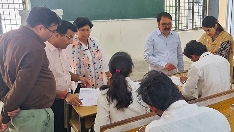 जौनपुर।पीयू परिसर पाठ्यक्रमों की सेमेस्टर परीक्षा शुरू 21 अप्रैल से महाविद्यालयों में होगी परीक्षा     