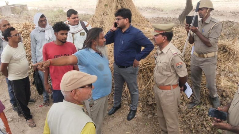 भदोही ।भारी संख्या में पुलिस बल व राजस्व टीम पहुंचकर कराई सरकारी भूमि की नापी ।