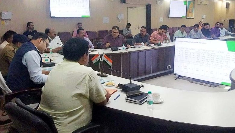 बदायूँ।डीएम की अध्यक्षता में संपन्न हुई जिला सड़क सुरक्षा समिति की बैठक