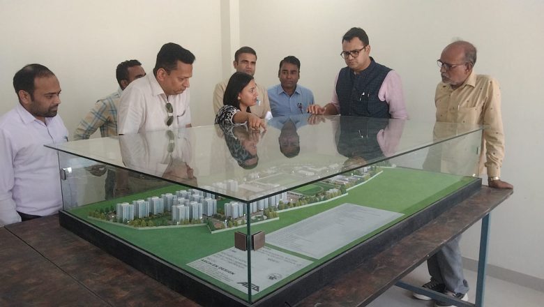 बदायूँ।डीएम ने किया महिला पीएसी बटालियन के निर्माण कार्यों का निरीक्षण