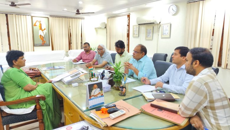 जौनपुर।विश्वविद्यालय स्तर पर ग्रामीण जल समस्याओं के समाधान हेतु नई पहल