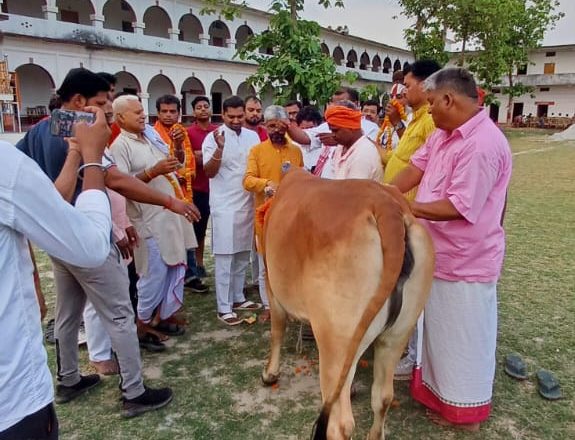 बलिया।विश्व हिंदू परिषद का प्रांतीय शौर्य प्रशिक्षण वर्ग का शुभारंभ