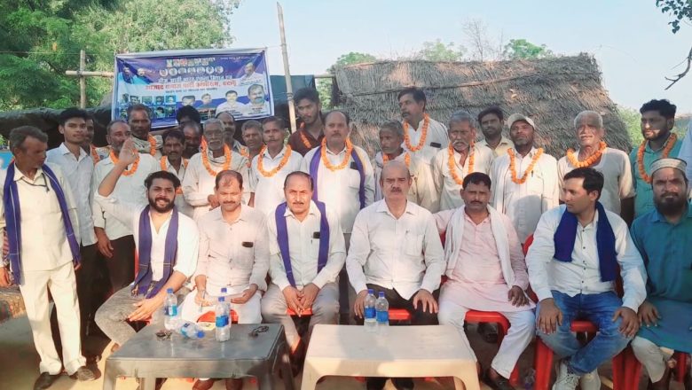 बदायूँ।आजाद समाज पार्टी के सदस्यता अभियान के तहत लोगों ने ली सदस्यता।