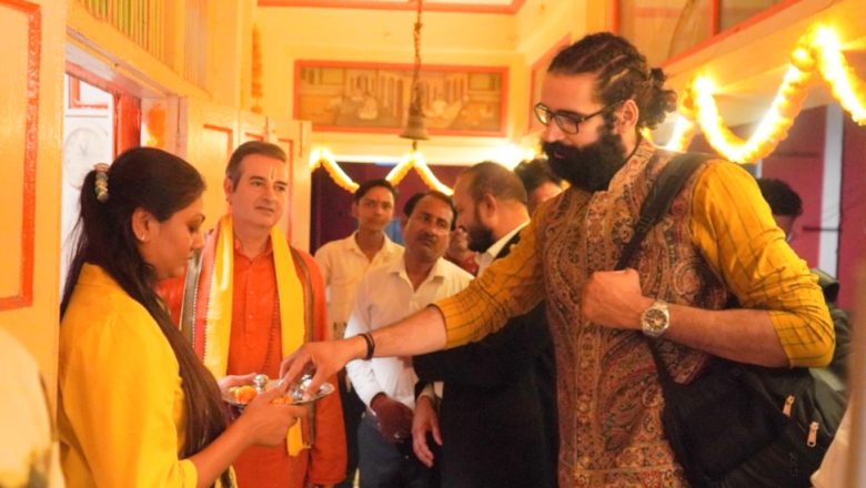 शाहजहांपुर।सिनेमा साहित्य है, फिलासफी है- राजेश जैस