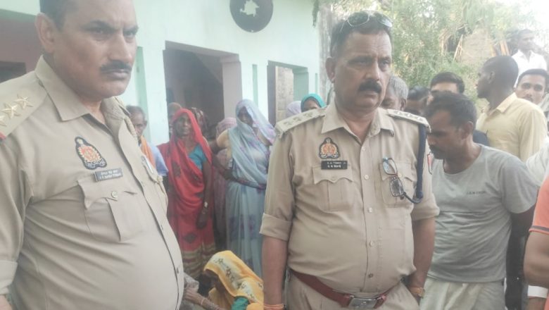 बदायूं के थाना उसावां क्षेत्र में जमीनी विवाद में दामाद ने ईंटों से कुचलकर चचेरे ससुर को उतारा मौत के घाट। 
