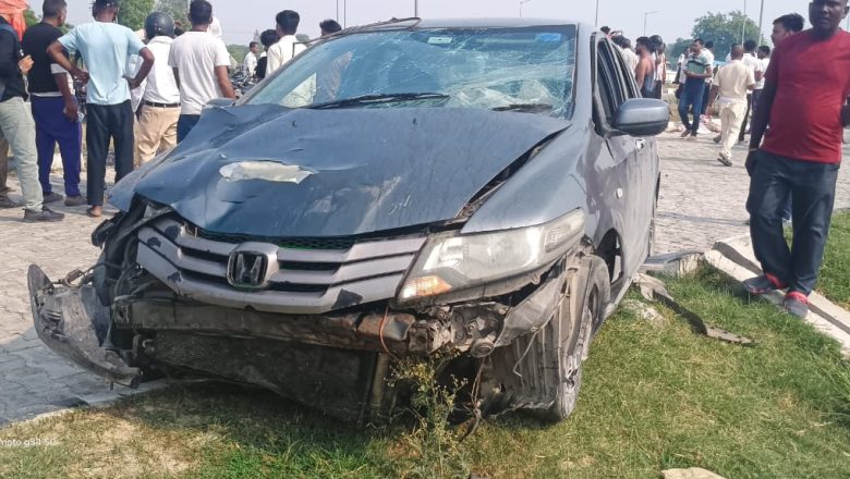 आजमगढ़।अनियंत्रित कार ने विद्यालय जा रही दो साइकिल सवार छात्रा को मारी टक्कर,मौत
