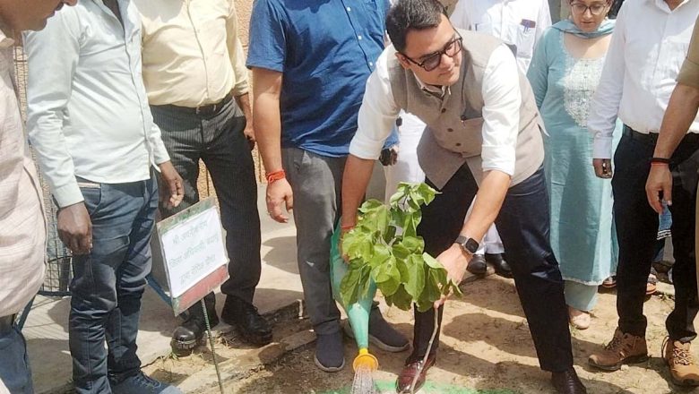 बदायूँ।शिकायतों का गंभीरतापूर्वक व समयबद्ध निस्तारण सुनिश्चित करें अधिकारीः डीएम