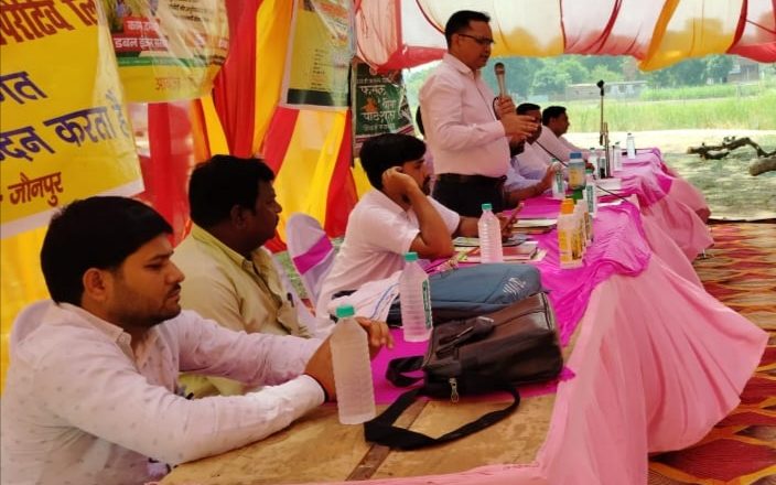 जौनपुर।विकसित कृषि संकल्प अभियान के 135 चौपाल में 32372 कृषकों से हुआ संबाद   