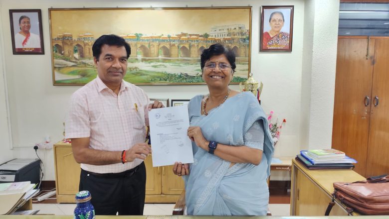 जौनपुर।डॉ. विनोद कुमार सिंह को पीयू के कुलसचिव का अतिरिक्त कार्यभार।