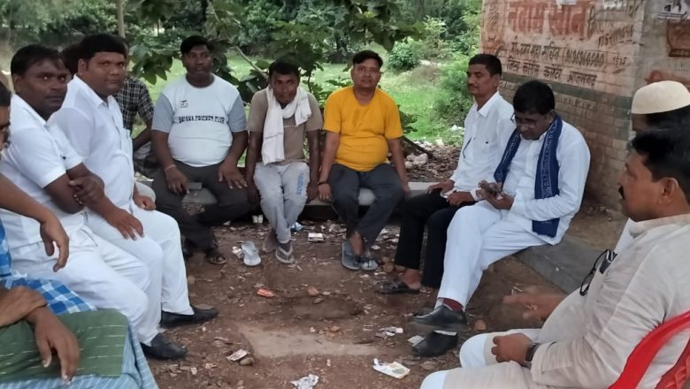 आजमगढ़।बहुजन समाज पार्टी की बैठक में बहन मायावती को सीएम बनाने का लिया संकल्प 