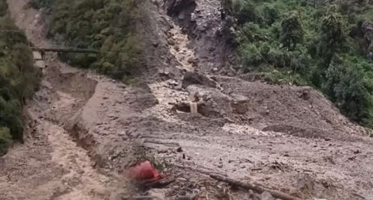 उत्तराखंड में बारिश का कहर: उत्तरकाशी में फटा बादल, 9 जिंदगियां लापता ।