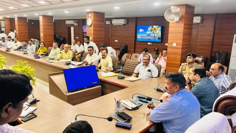 जौनपुर।विधान परिषद विशेषाधिकार समिति की बैठक को लेकर तैयारी तेज, अधिकारियों को सूचना उपलब्ध कराने के निर्देश।