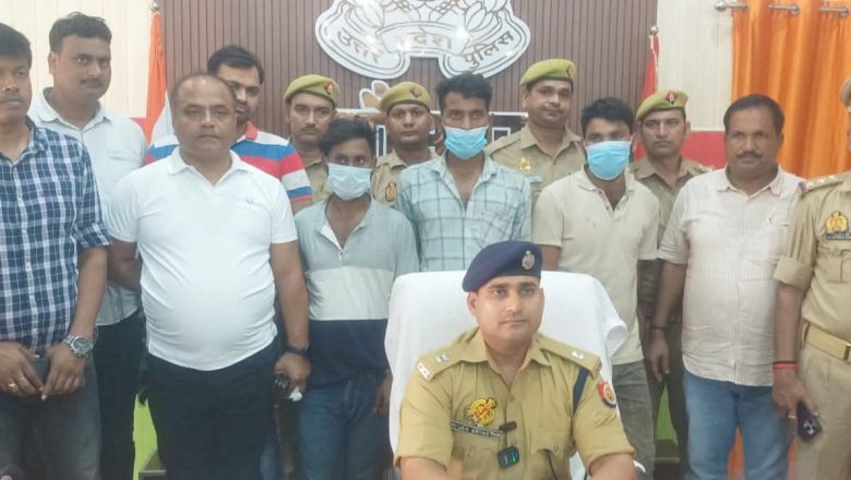 जौनपुर।तीन जिलों में लूटपाट करने वाले अंतर्जनपदीय गिरोह का पर्दाफाश, तीन शातिर लुटेरे गिरफ्तार।