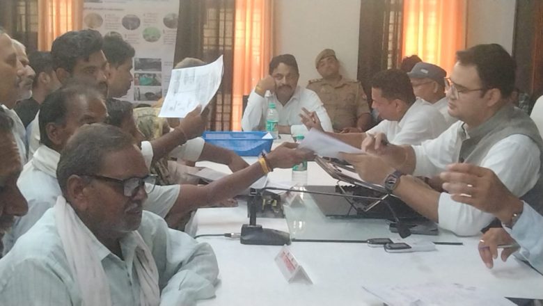 बदायूँ।शिकायतों का गंभीरतापूर्वक व समयबद्ध निस्तारण सुनिश्चित करें अधिकारी: डीएम