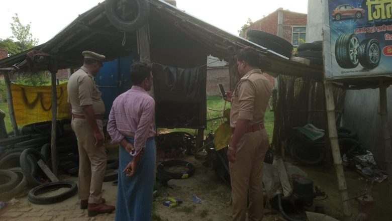 आजमगढ़।मंझारी बाजार में गुमटी का ताला तोड़कर चोरी 