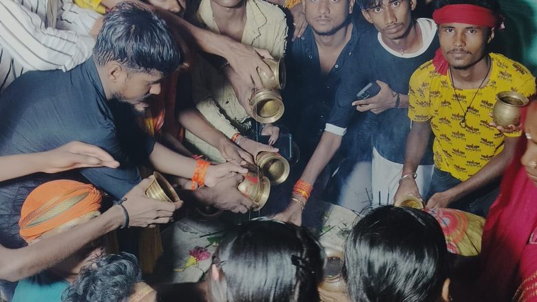 सहरसा (बिहार)।सावन के दूसरे सोमवार बाबा राजराजेश्वर का भव्य श्रृंगार, भक्तिमय माहौल।