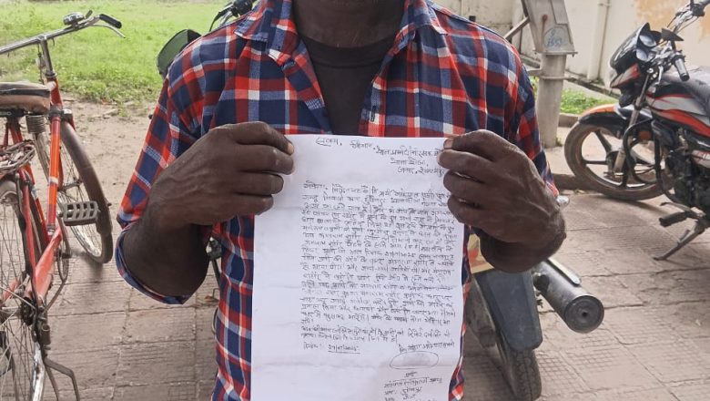 शाहजहांपुर।ठेके के पैसे की बेइमानी की नियत से गांव के दबंगो ने पीड़ित को जान से मारने की दी धमकी ,पीड़ित ने रोजा पुलिस से लगाई न्याय की गुहार ।