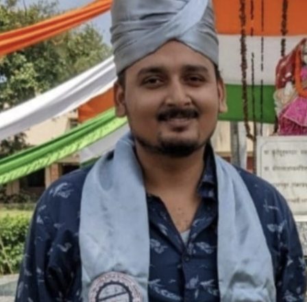 बलिया।नगरा ब्लॉक के होनहार आशुतोष पाण्डेय का तिर्थंकर महावीर यूनिवर्सिटी में असिस्टेंट प्रोफेसर पद पर चयन