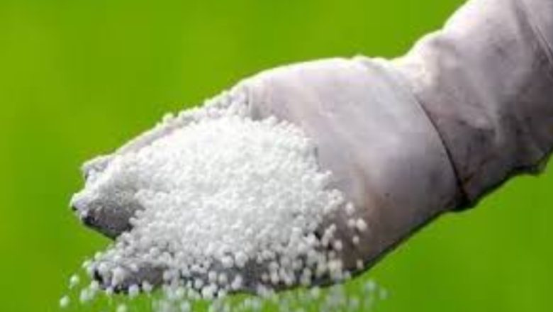 बदायूँ।22 प्रतिष्ठानों का निरीक्षण 07 उर्वरक नमूने ग्रहित